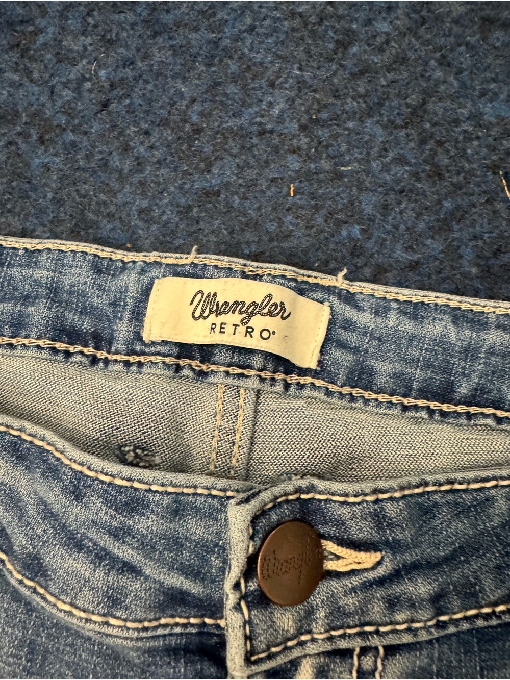 Wrangler Retro Mid Rise Bootcut Jeans - Picture 3 of 9